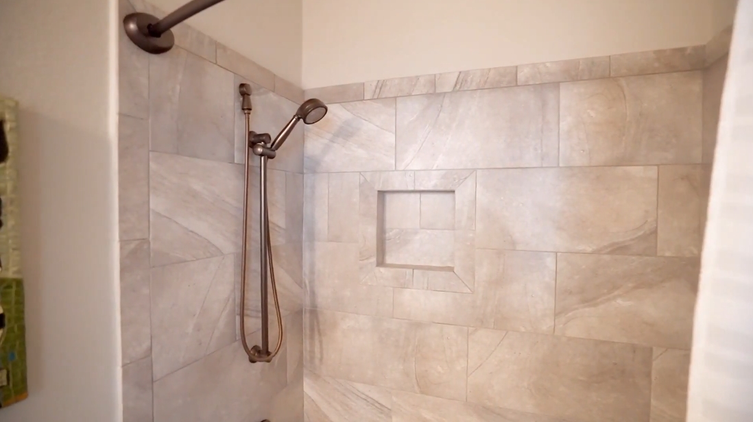 22 Interior Design Photos vs. Tour 216 Adams St, Georgetown, TX