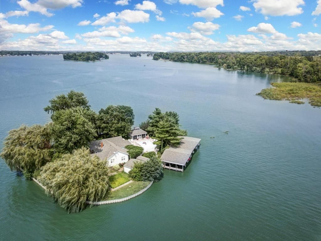 Sweet House Dreams 1900 Buckeye Lake Private Island Home in