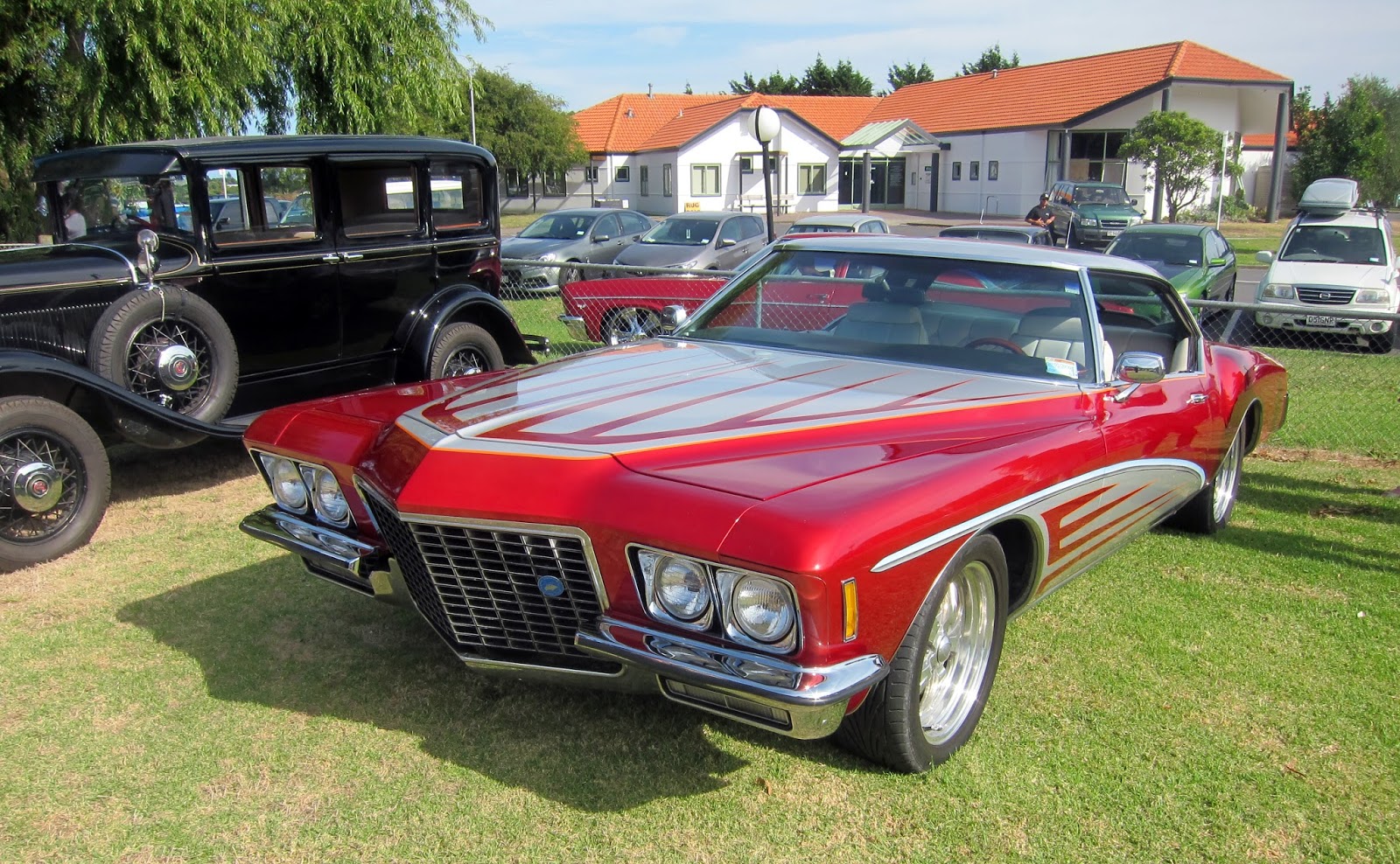 transpress nz: 1972 Buick Electra