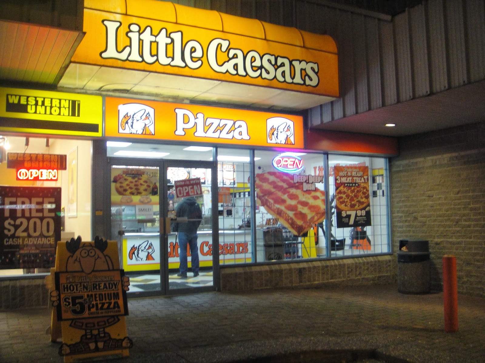 Little Caesars Pizza : Austin Heights location |MISSVANCOUVERPIGGY