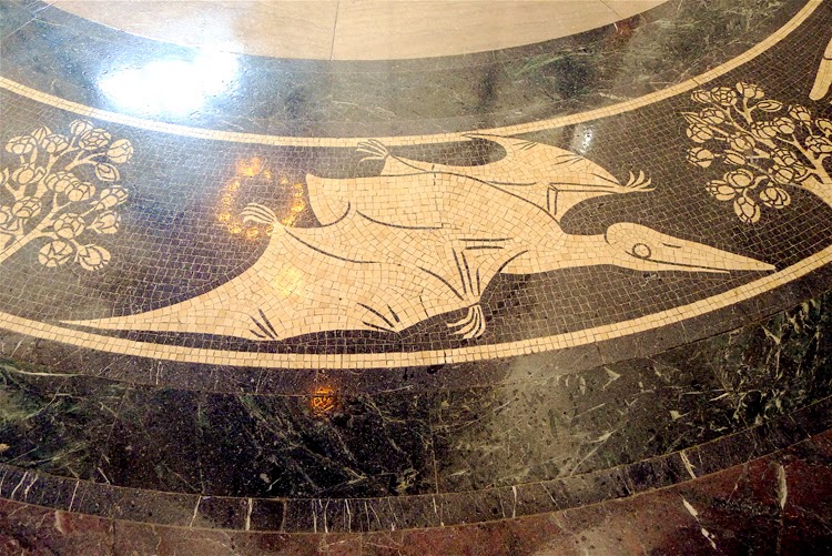 ARCHITECTURAL TILES, GLASS AND ORNAMENTATION IN NEW YORK THE MOSAIC