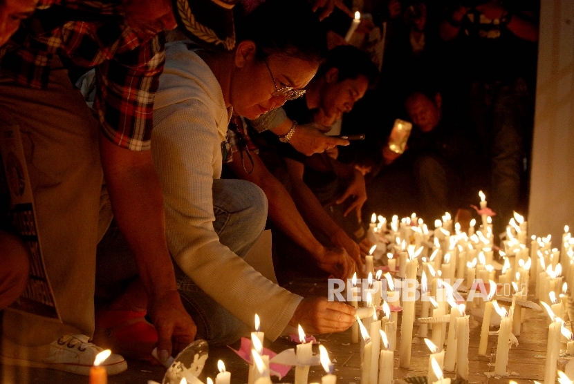 Telak! Sindir Aksi Bakar Lilin, Gubernur Babel: Kita Jangan Bela Orang tidak Benar Telak! Sindir Aksi Bakar Lilin, Gubernur Babel: Kita Jangan Bela Orang tidak Benar