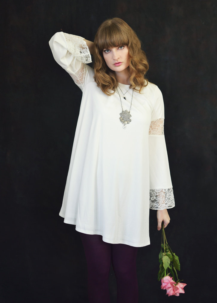 The Flying Clubhouse: Three Pink Roses | bell sleeve dress The Flying Clubhouse: Three Pink Roses | bell sleeve dress