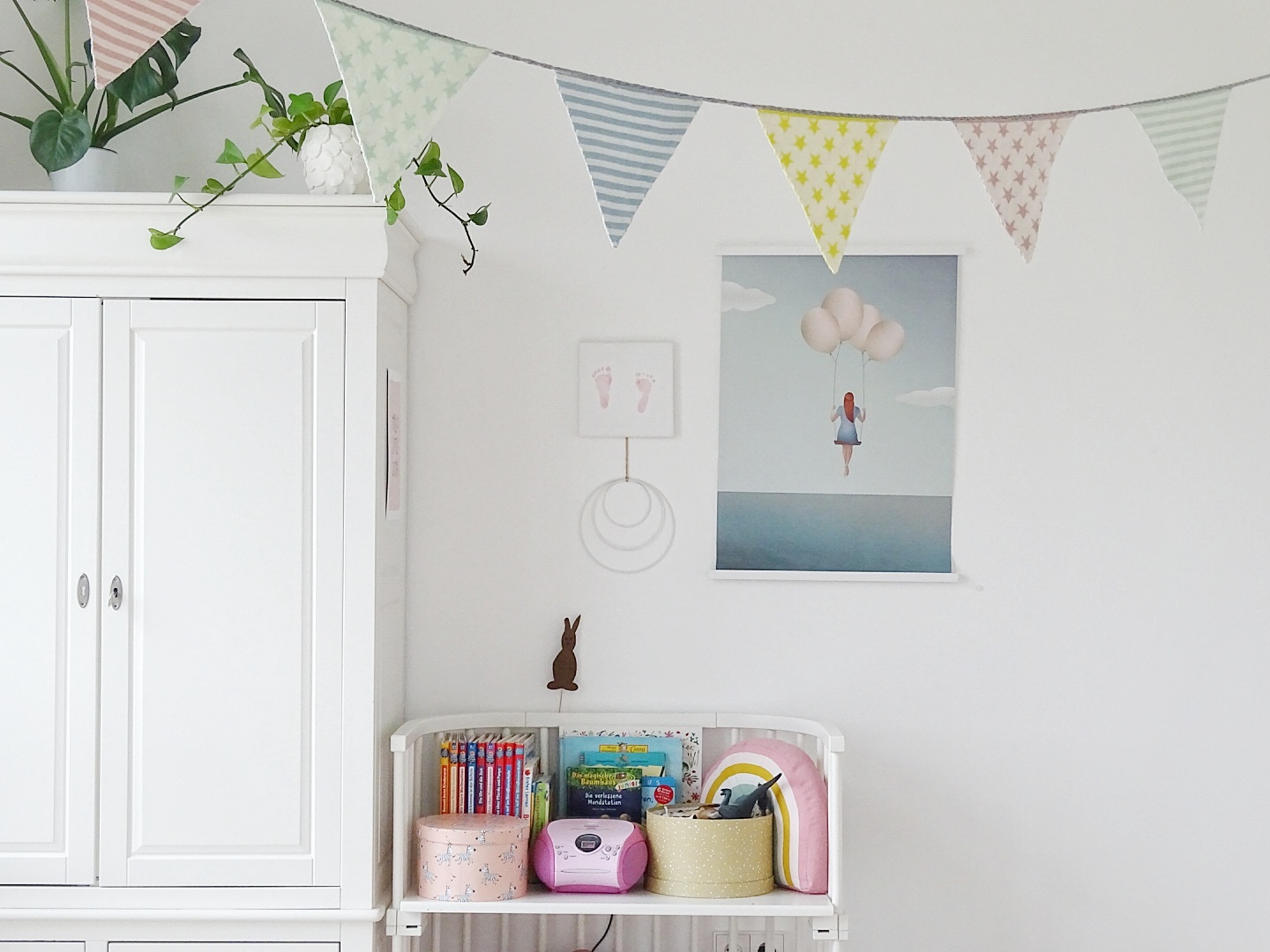 Mehr Gemütlichkeit und Struktur im Kinderzimmer und Tipps für das entspannte Einrichten von Räumen mit Zeit und Muße | https://mammilade.blogspot.de Mehr Gemütlichkeit und Struktur im Kinderzimmer und Tipps für das entspannte Einrichten von Räumen mit Zeit und Muße | https://mammilade.blogspot.de