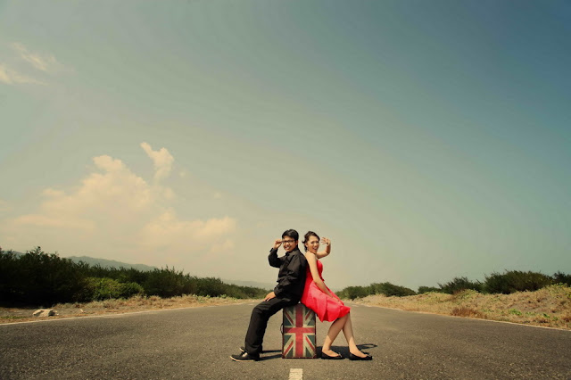 foto prewedding di runway pantai depok foto prewedding di runway pantai depok jogja