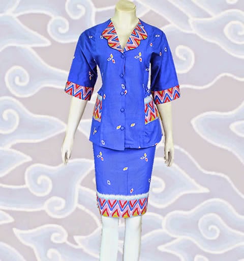  model baju gamis batik kombinasi kain polos  51+ Gamis Batik ModernDesign