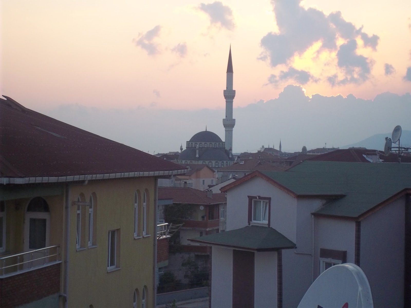 Su�nun Harikalar Diyarı izmit macerası )