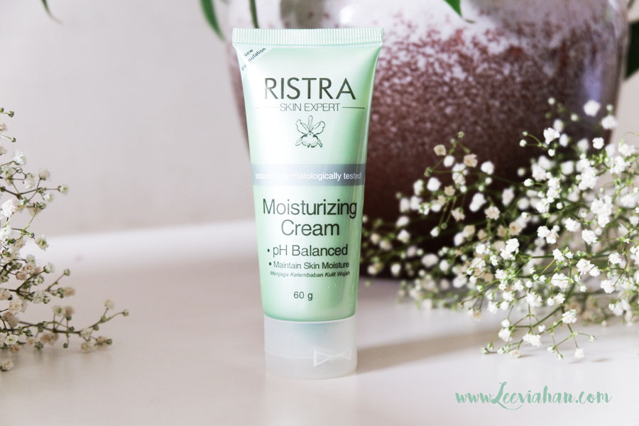 Skin expert gigi гамамелис лосьон. Skin expert крем. Загарный крем доктор рошель индия. Skin expert крем. Skin expert крем.