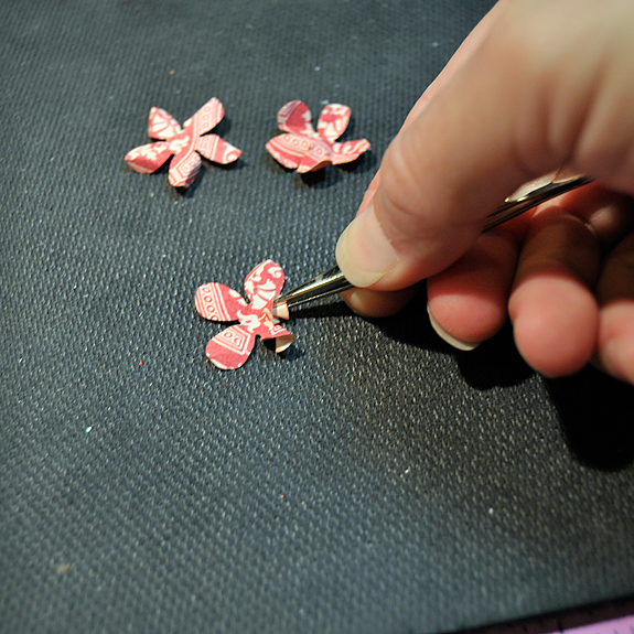 Ideas for Scrapbookers Dress up a Tin Box