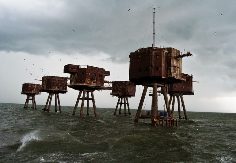 14.+The+Maunsell+Sea+Forts+in+England