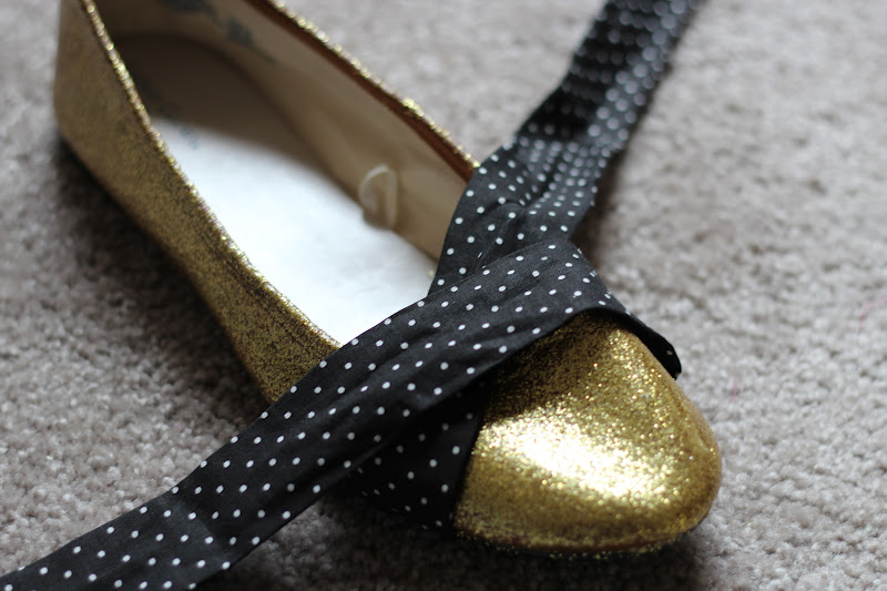 Glimmer And Grit DIY Glitter Flats with a TWIST!