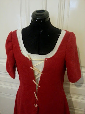 chemise, sewing, medieval, mittelalter, unterkleid, unterhemd, nähen, sewing, kirtle, red kirtle