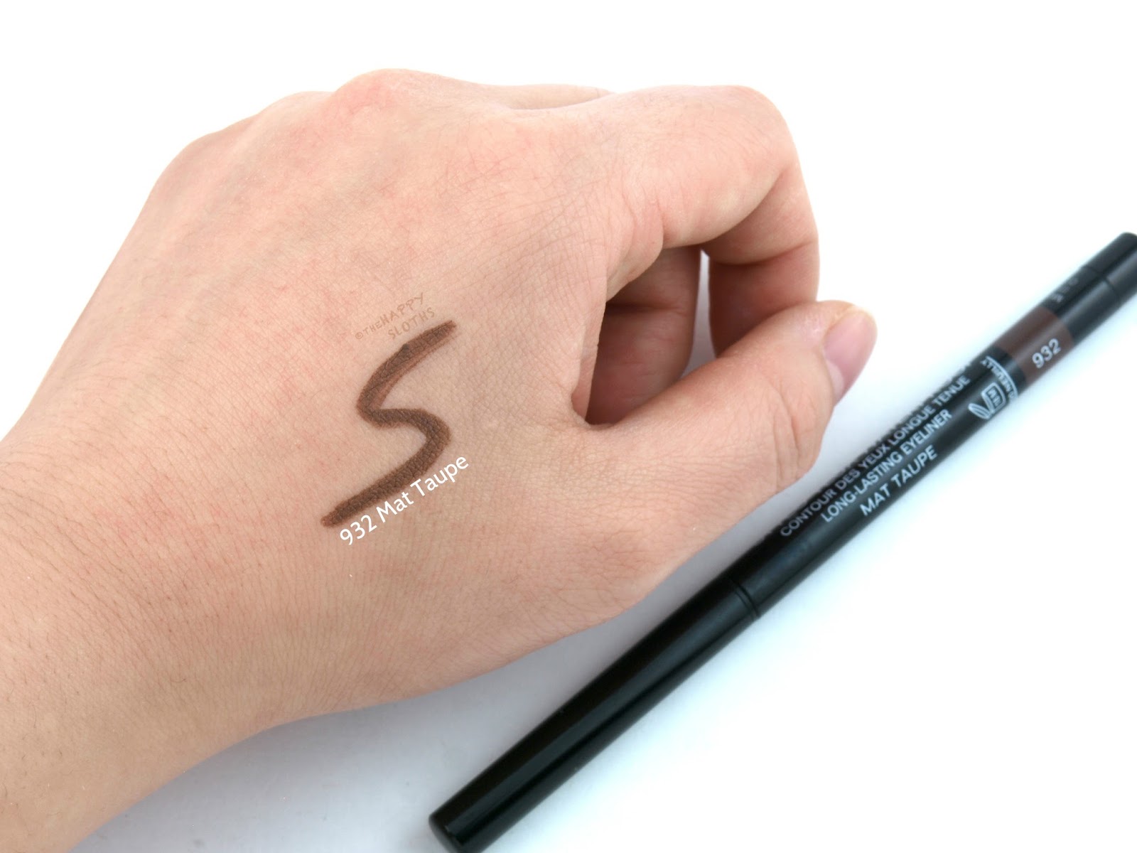 Chanel Stylo Yeux Waterproof in "932 Mat Taupe"