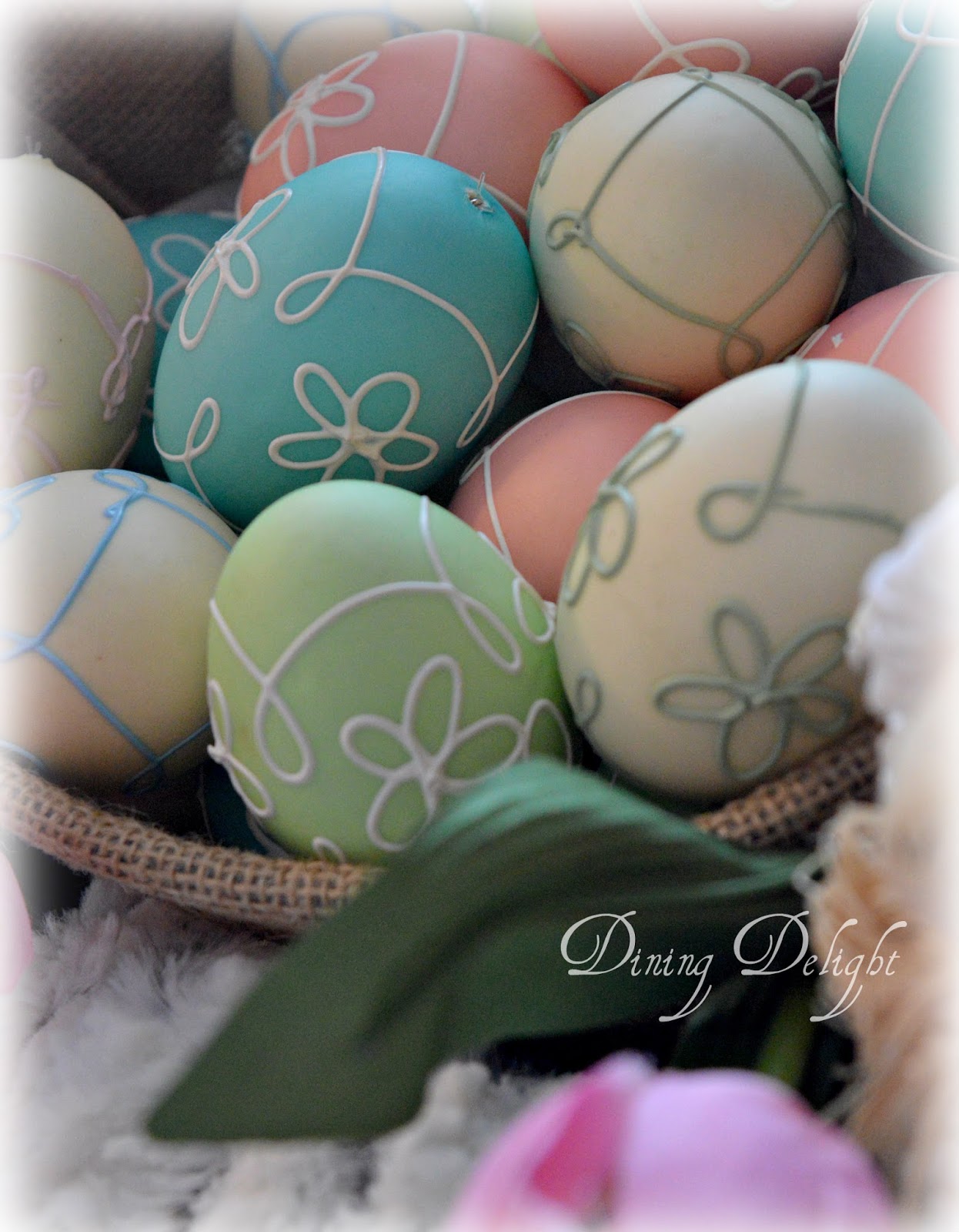 Dining Delight Easter Decor in a Trunk