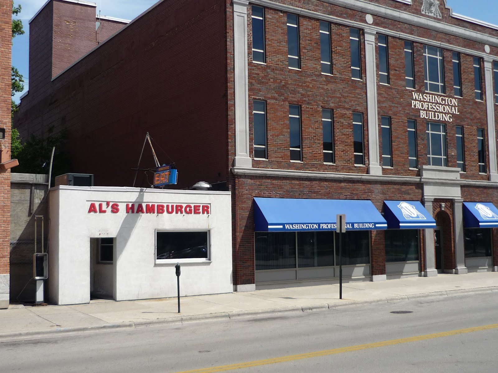 Smokin' Chokin' and Chowing with the King Green Bay Burger Stops