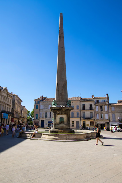 Place de la Republique-Arles