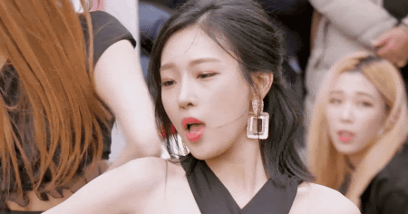 GGULBEST.COM GIF FACTORY: CAMILA YuBeen Crop Top Zipper .gif