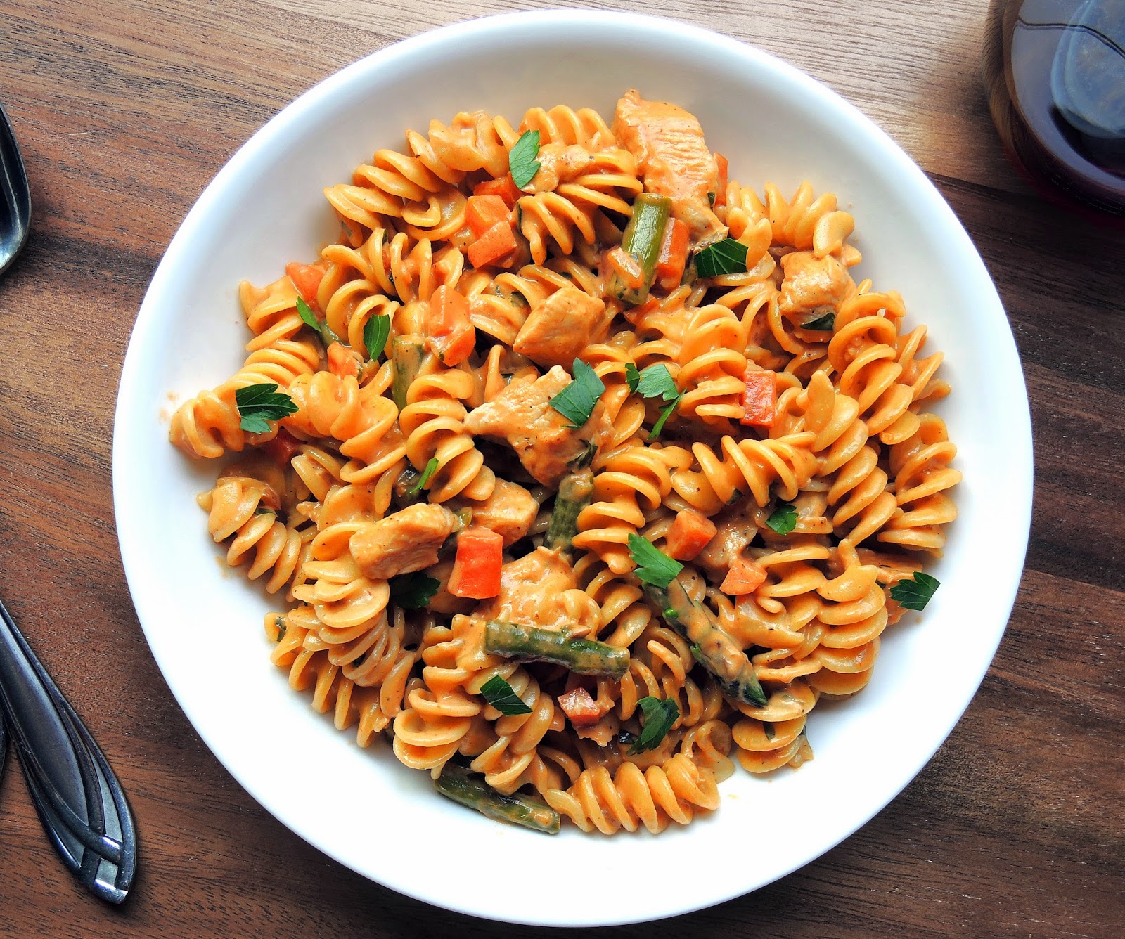 Cooking Creation Rotelli with Chicken & Asparagus in Tomato Cream Sauce