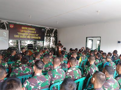 YONIF RAIDER 408/SBH GELAR BREEFING PEMBUKAAN LATIHAN POSKO II YONIF RAIDER 408/SBH GELAR BREEFING PEMBUKAAN LATIHAN POSKO II