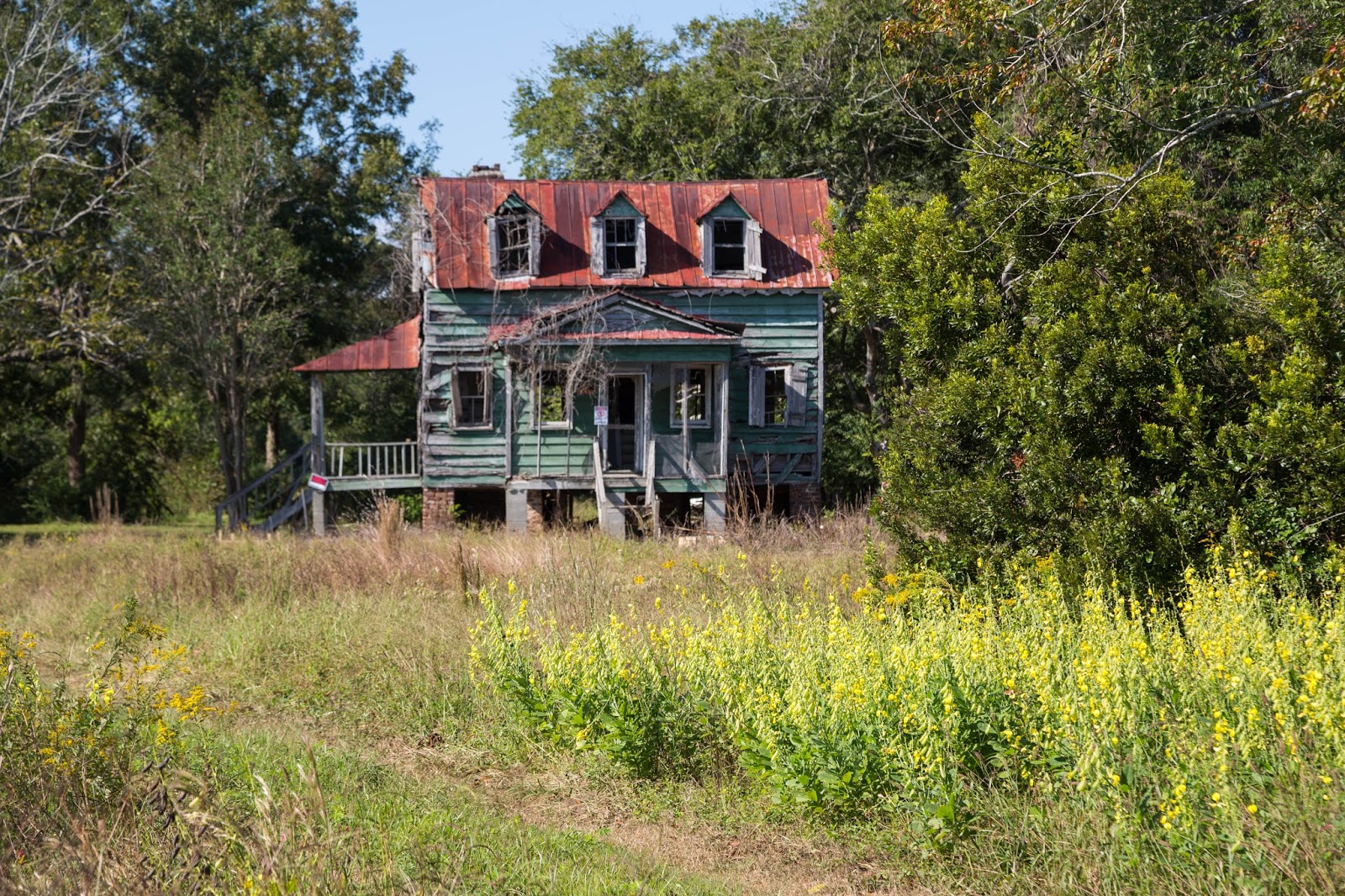 Charleston Daily Photo Hutchinson House, Edisto Island
