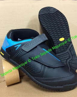 Toko Sepeda Online Majuroyal: Jual Sepatu Sepeda dan Pedal