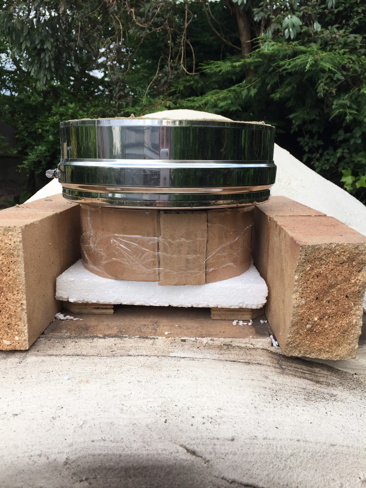 My Pizza Oven in Sunny Aberdeen Fitting a flue