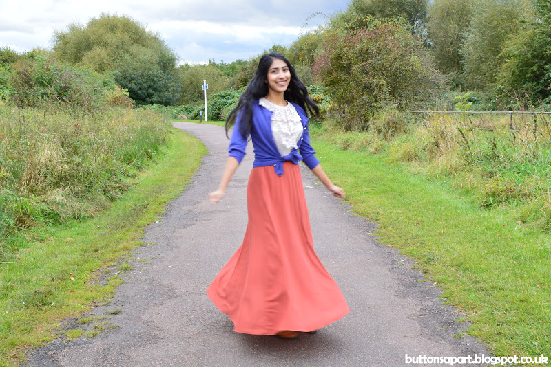 Buttons Apart: twirling in my maxi skirt