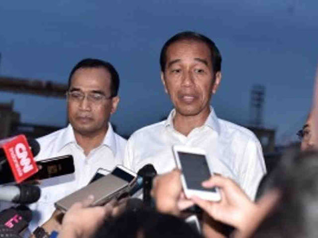 Jokowi Serahkan Kasus Dugaan Korupsi di Kemenag oleh Romahurmuzy ke KPK Jokowi Serahkan Kasus Dugaan Korupsi di Kemenag oleh Romahurmuzy ke KPK