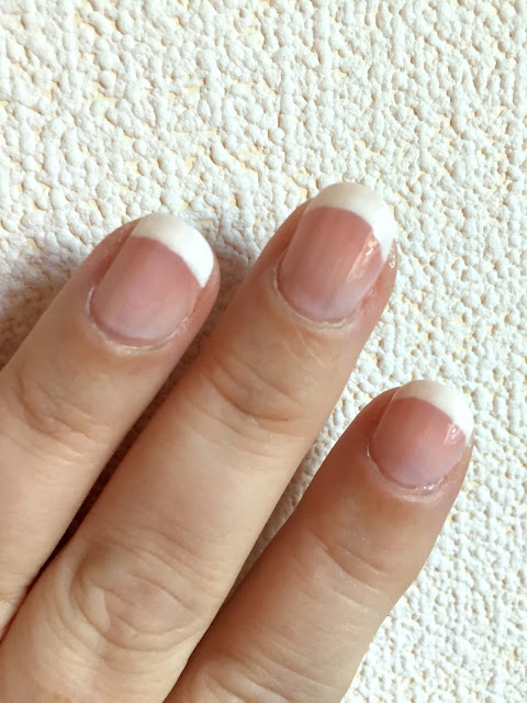 A French Manicure With Essence 