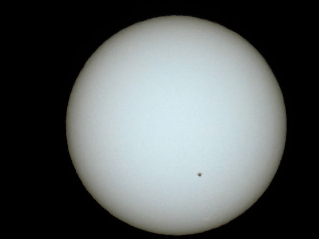 Full size image of sun using  Nikon Coolpix P1000, 1/1250 sec, ND100000 filter, 1800mm equivalent (Source: Palmia Observatory)