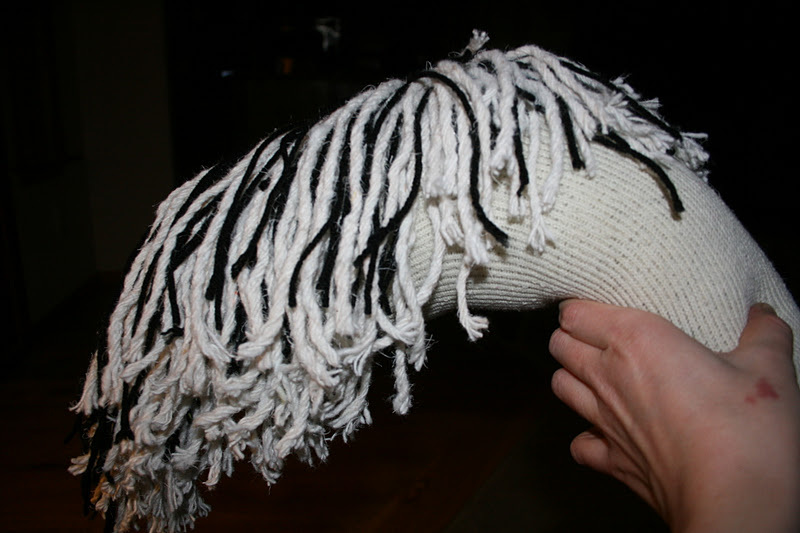 Glimmer And Grit 1 Store Mop = Stick Horse