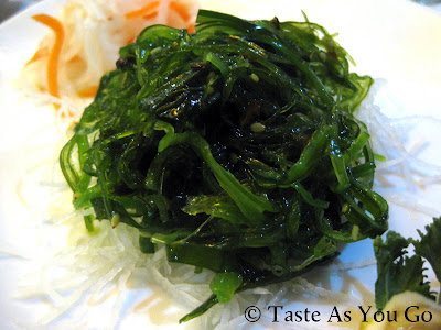 Seaweed Salad at Amura - Dr. Phillips in Orlando, FL (Photo by Michelle Judd of Taste As You Go)