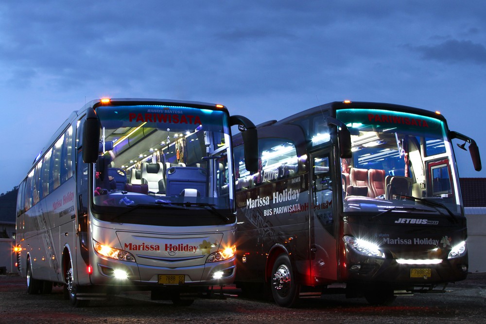 Marisa Holiday: Menggali Pesona Bandung dengan Layanan Bus Pariwisata Berkualitas
