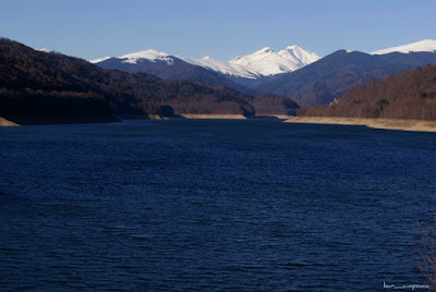Lacul de acumulare Vidraru Lake Vidraru Lago Vidraru λίμνη Vidraru tó