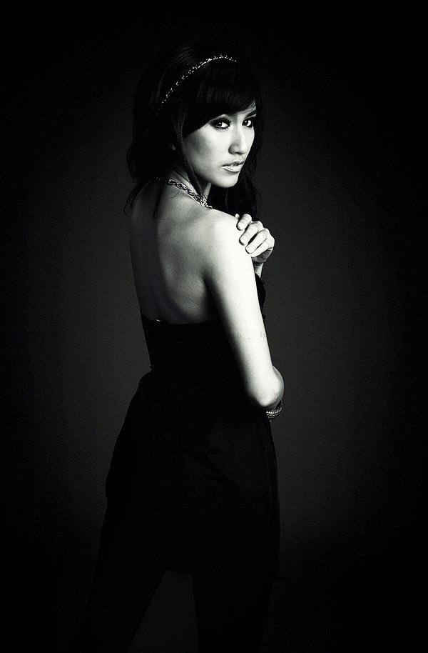 Artis FTV Cantik Louise Anastasya yang Mempesona Artis