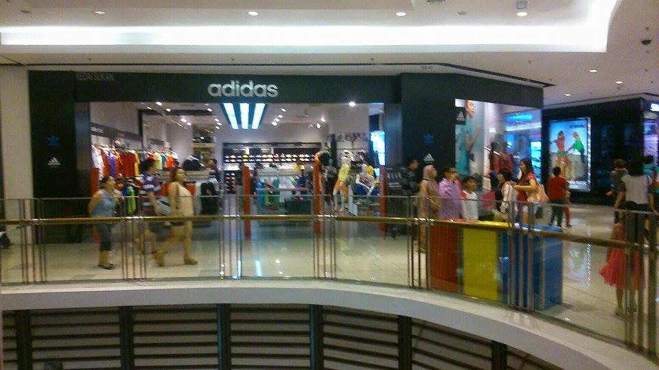 Adidas Malaysia : Paradigm Mall