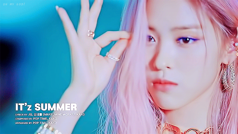취향저격하던 날의 있지 ITZY 류진 분위기 모음.jpgif | 인스티즈