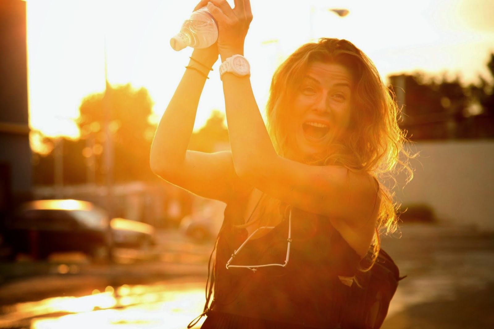 Лучше всех с бадоевой девочка танцует. Жанна бадоева наряды. Жанна бадоева. Регина тодоренко. Стиль жанны бадоевой.