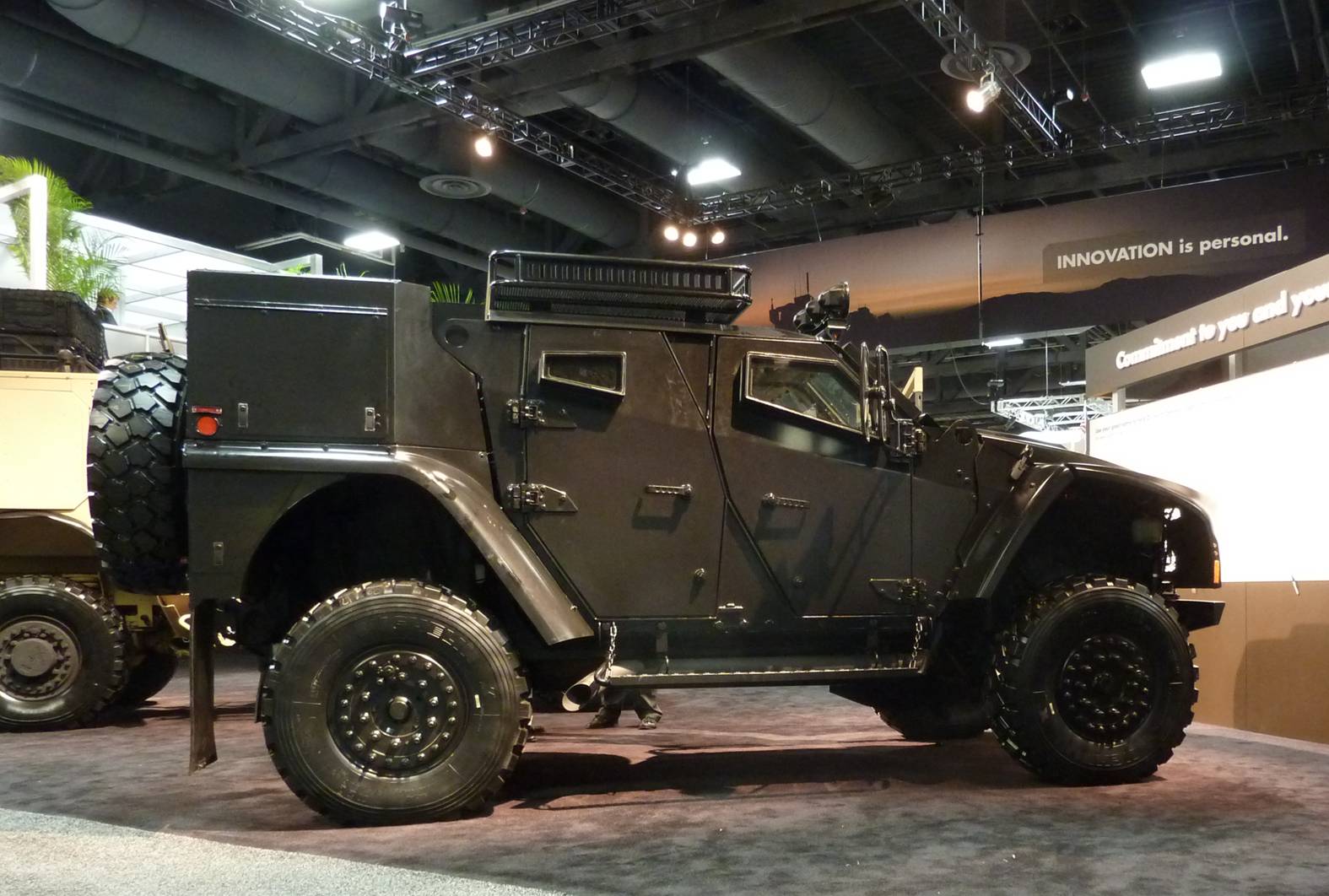 Военные внедорожник Oshkosh