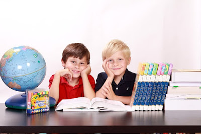 Ternyata Ini Alasan Mengapa Perlu Belajar Bahasa Inggris Sejak Dini Ternyata Ini Alasan Mengapa Perlu Belajar Bahasa Inggris Sejak Dini