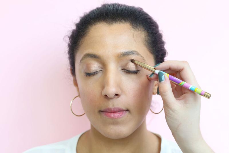 Deepen the crease. 3 Easy and Gorgeous Valentine's Day Makeup Ideas