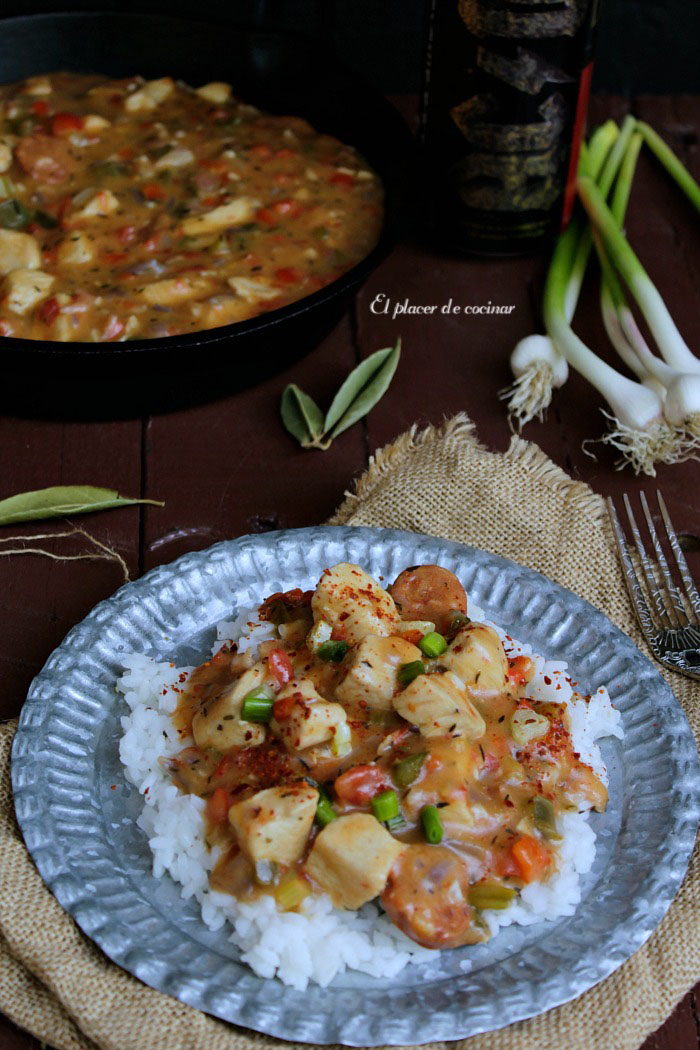 EL PLACER DE COCINAR SPICY MEAT GUMBO