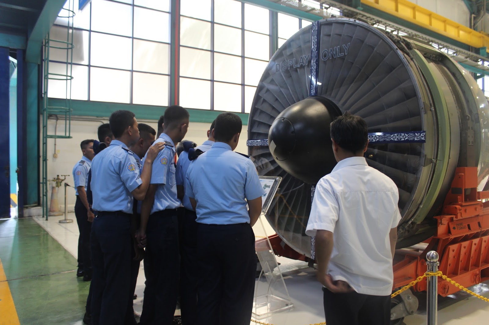 Pengalaman Berharga Study Excursie ke GMF AeroAsia Vian