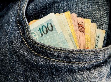 Salário mínimo passará a ser de R$ 979 em 2018; diferença é de R$ 42