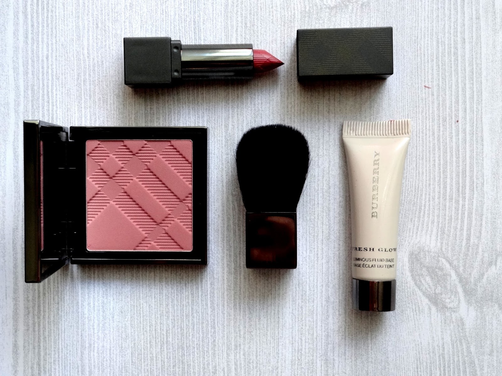 Glow Blush Burberry Fresh Burberry Fresh Glow Luminous Skin