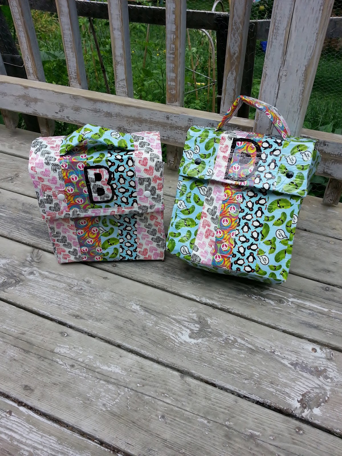 babazoobee life of the etsypreneur Duct Tape Lunch Bags Tutorial