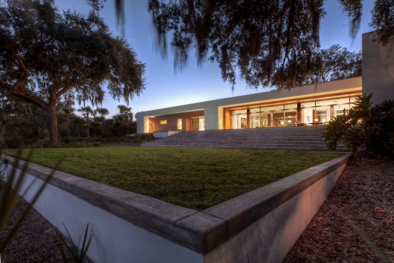 lakehouse architecture