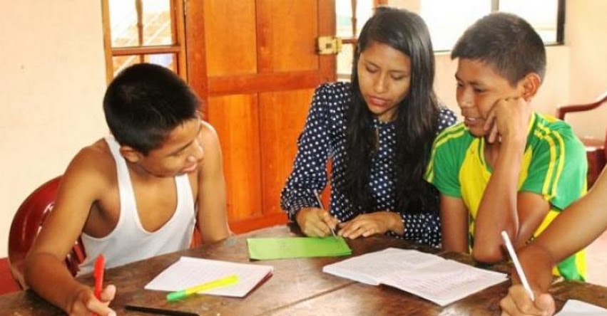 PRONABEC: Becarios de Loreto dictan clases a niños y adolescentes - www.pronabec.gob.pe PRONABEC: Becarios de Loreto dictan clases a niños y adolescentes - www.pronabec.gob.pe