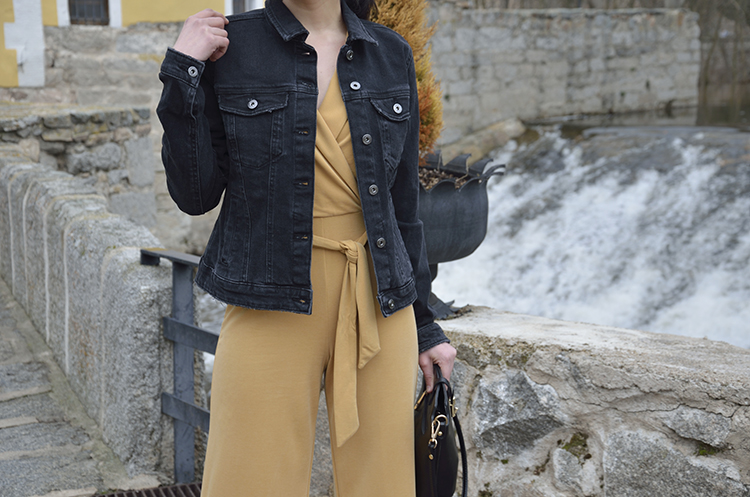yellow_jumpsuit_trends_gallery_outfit_black_denim_jacket_look