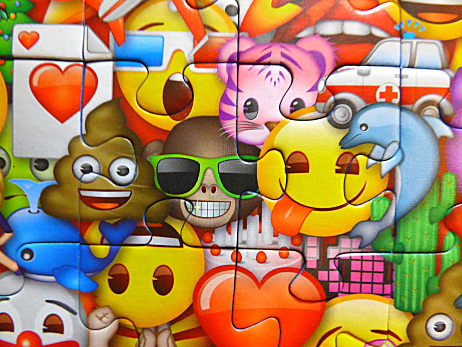 Chez Maximka Emoji XXL100 pc puzzle from Ravensburger